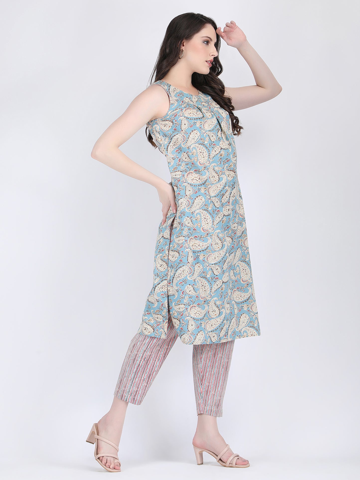 COTTON PAISLEY PRINT BOX PLEATS KURTA WITH PENCIL PANTS BLUE