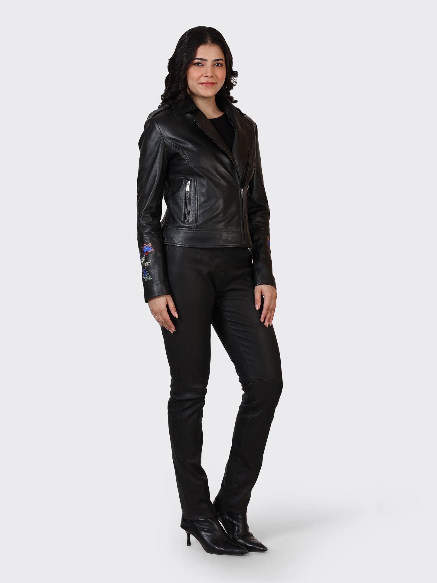 LADIES LEATHER JACKET-BLACK