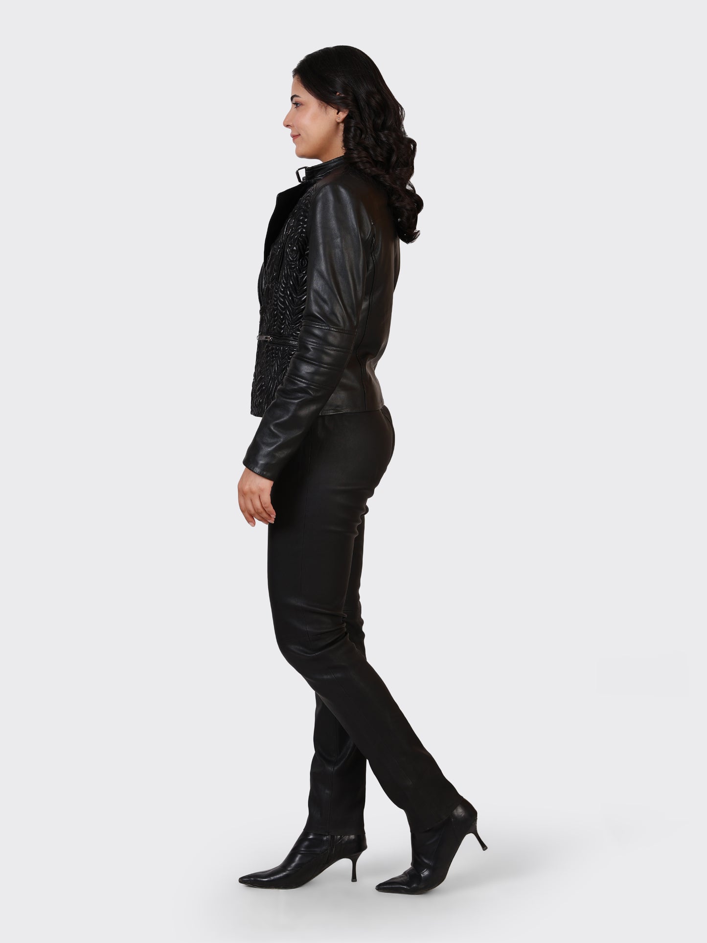 LADIES LEATHER JACKET-BLACK
