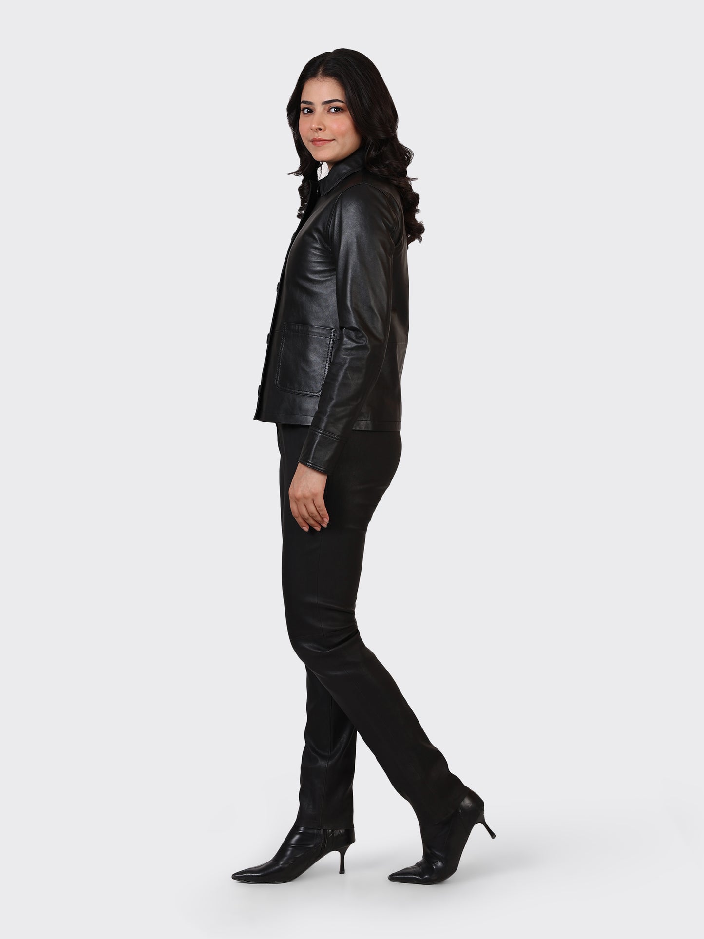LADIES LEATHER JACKET-BLACK