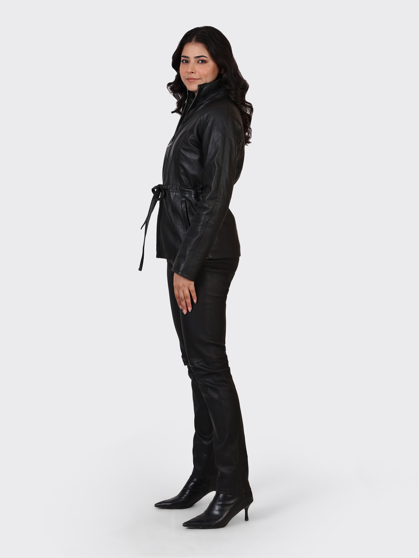 LADIES LEATHER JACKET-BLACK