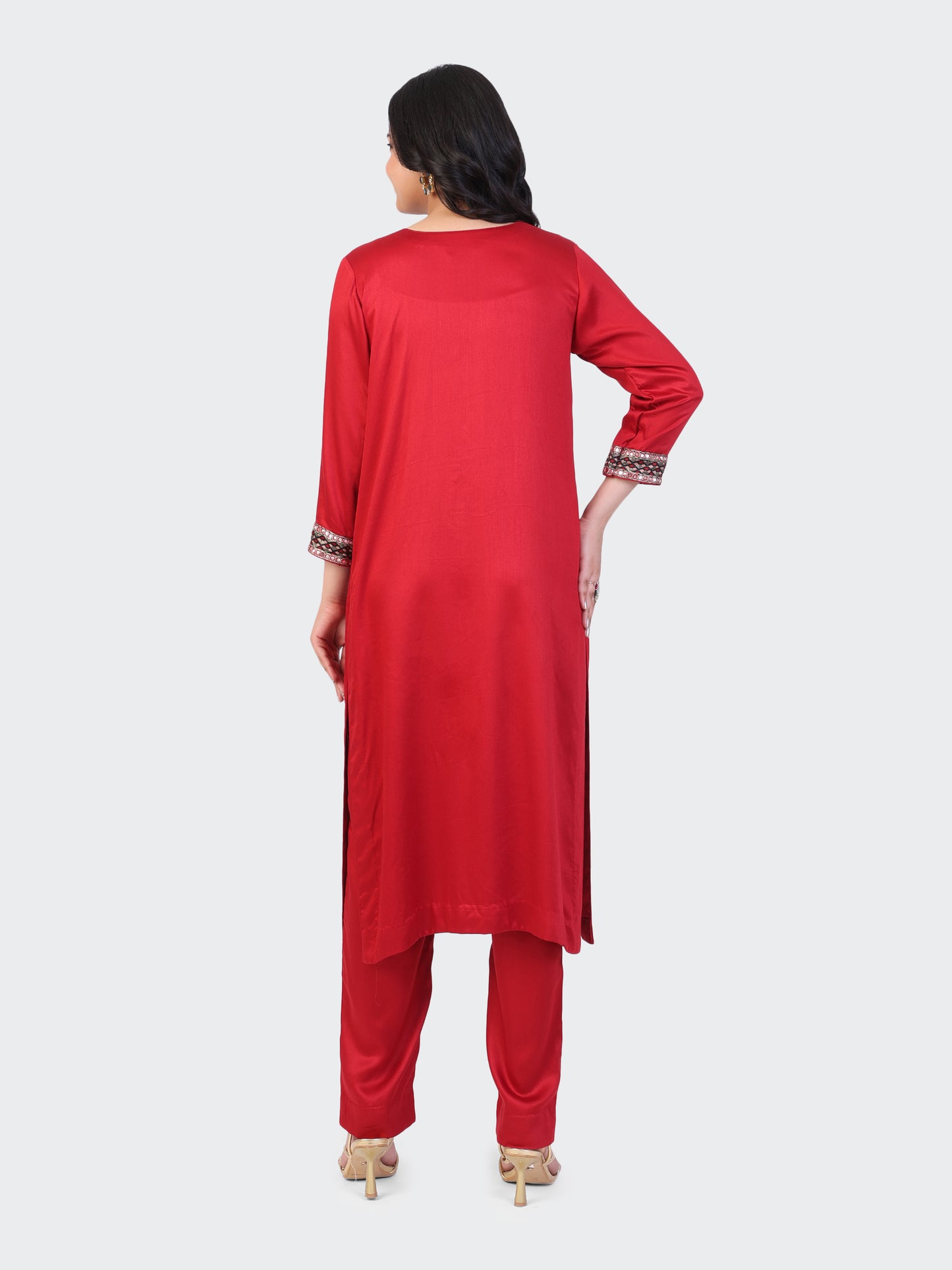 KURTA SET FEATURING HAND-EMBROIDERED FRONT, SLEEVES, AND DUPATTA-MAROON