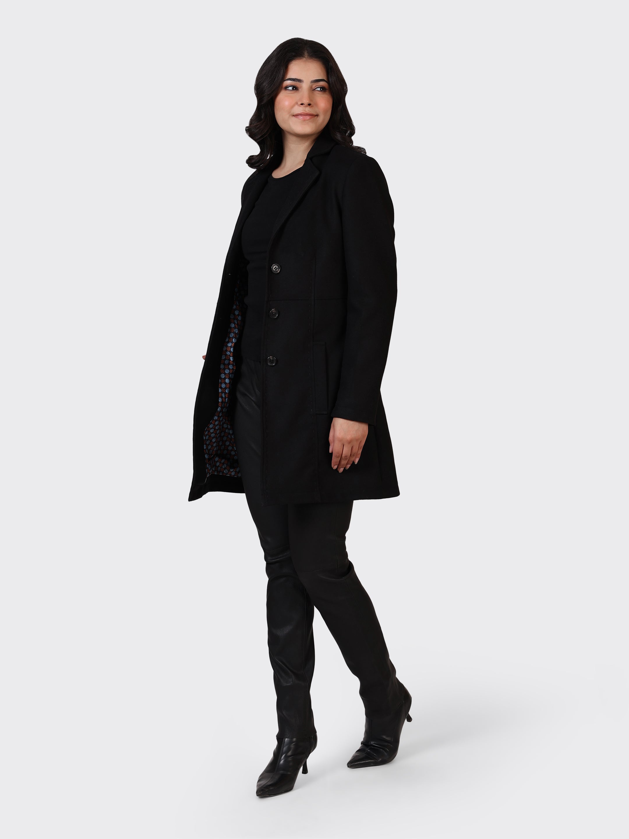 LADIES WOOLLEN JACKET-BLACK
