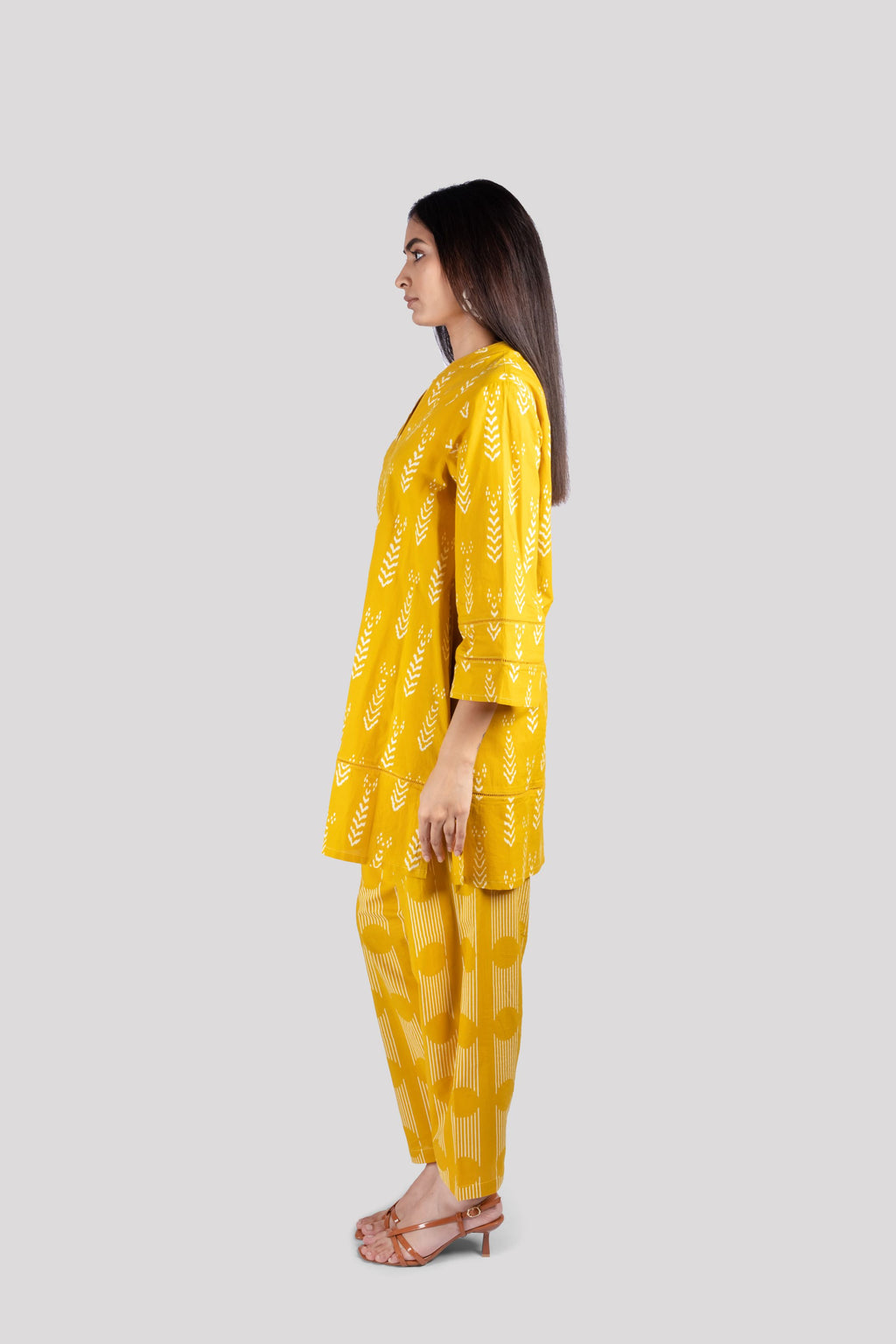 WOMEN COTTON CO ORD SET LACE ON SLEEVES & HEM WITH COMFORT SALWAR