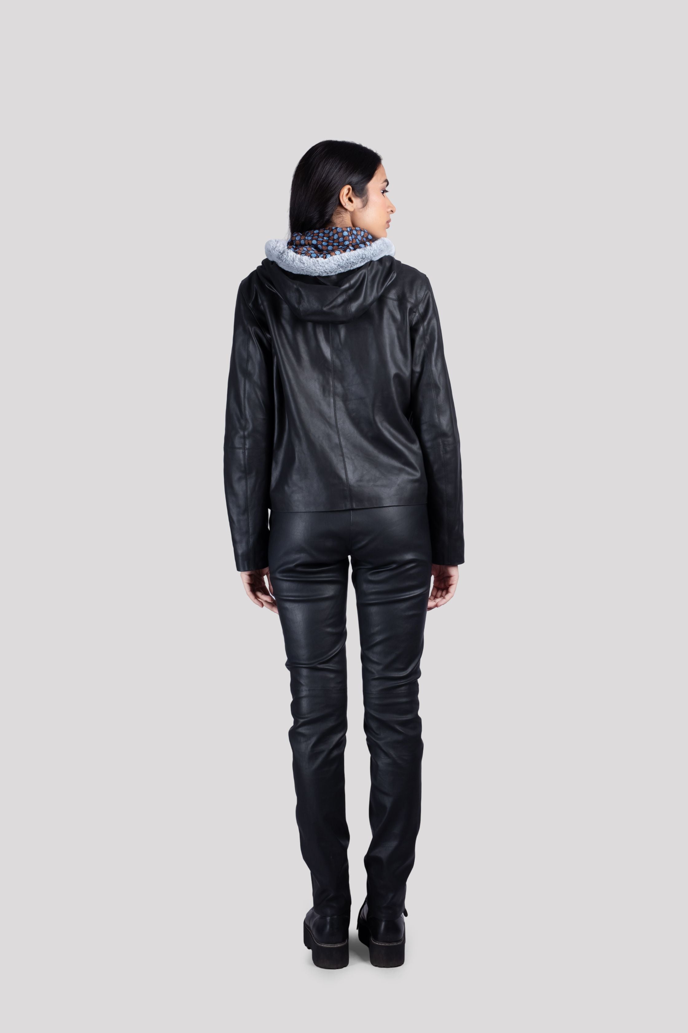 LADIES LEATHER JACKET WITH HOOD / FAKE FUR