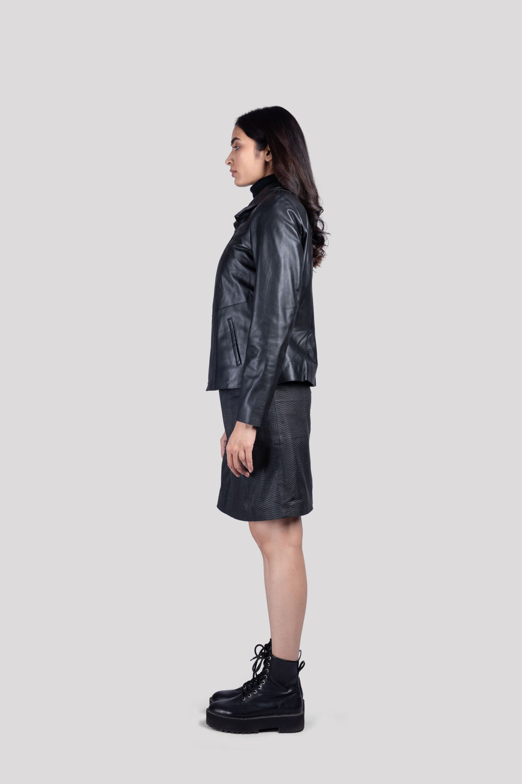 LADIES LEATHER JACKET