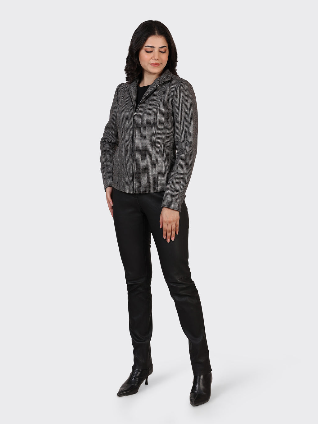 LADIES WOOLLEN JACKET-ZIGZAG