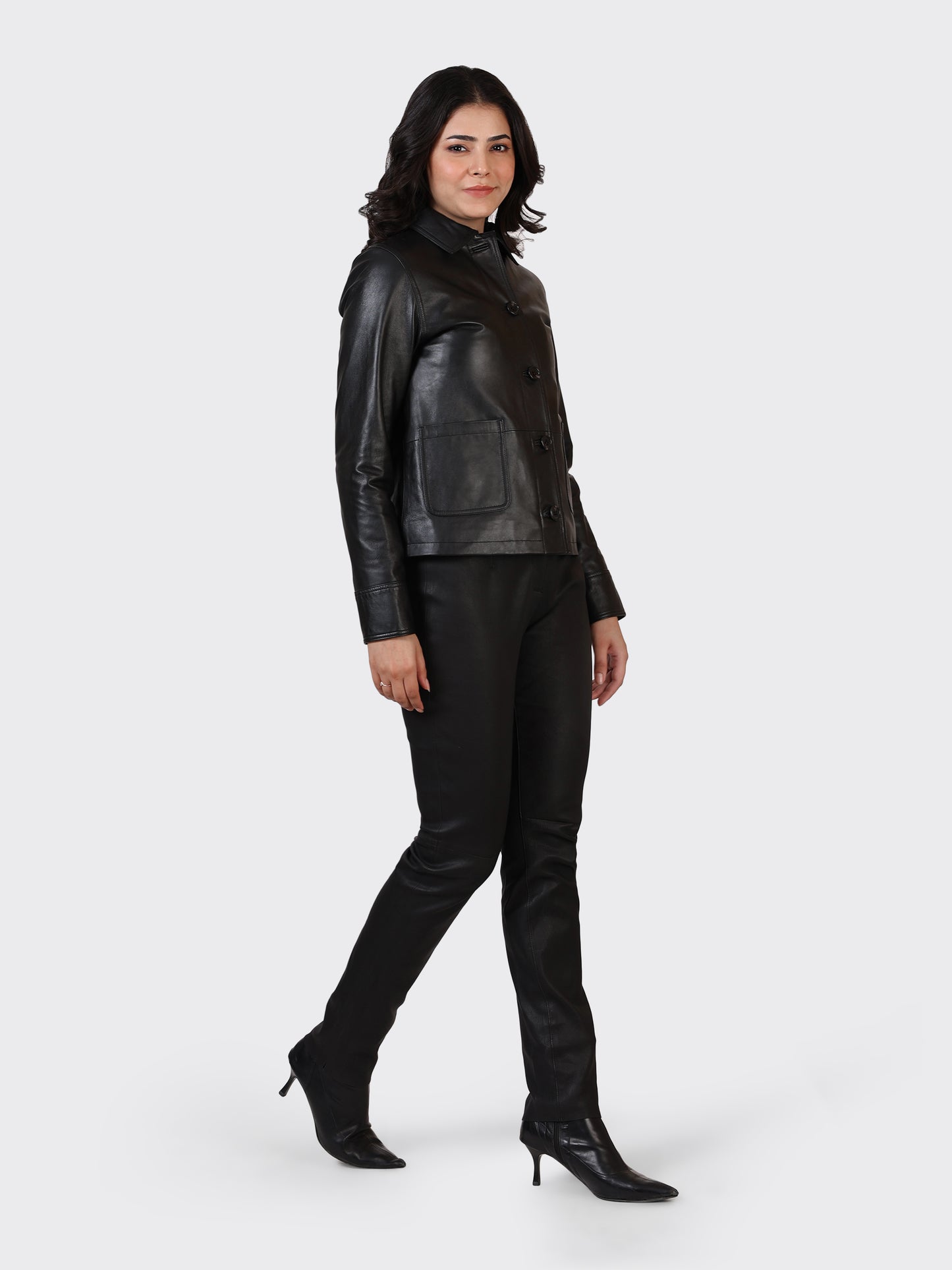 LADIES LEATHER JACKET-BLACK