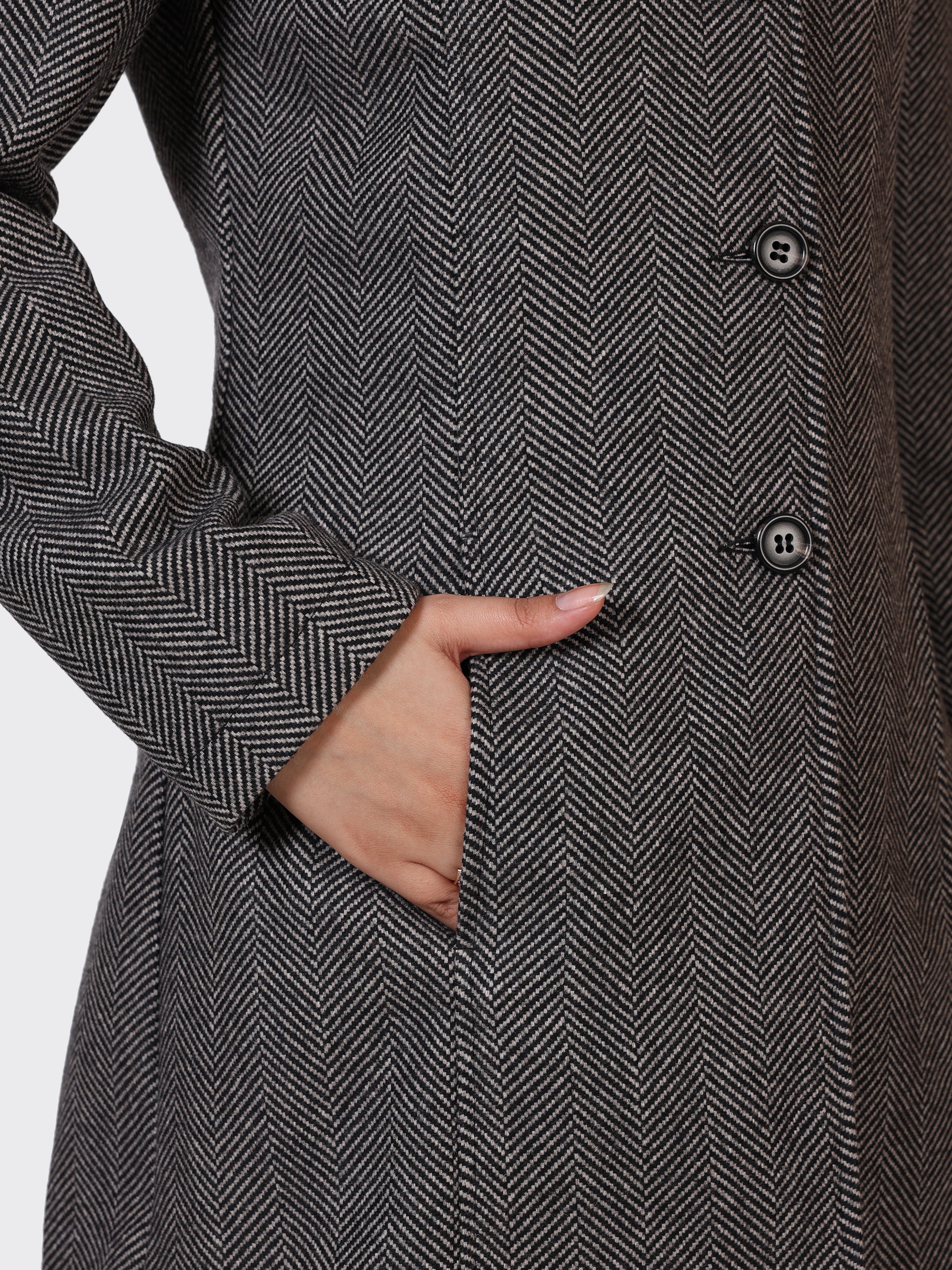 LADIES WOOLLEN JACKET-ZIGZAG