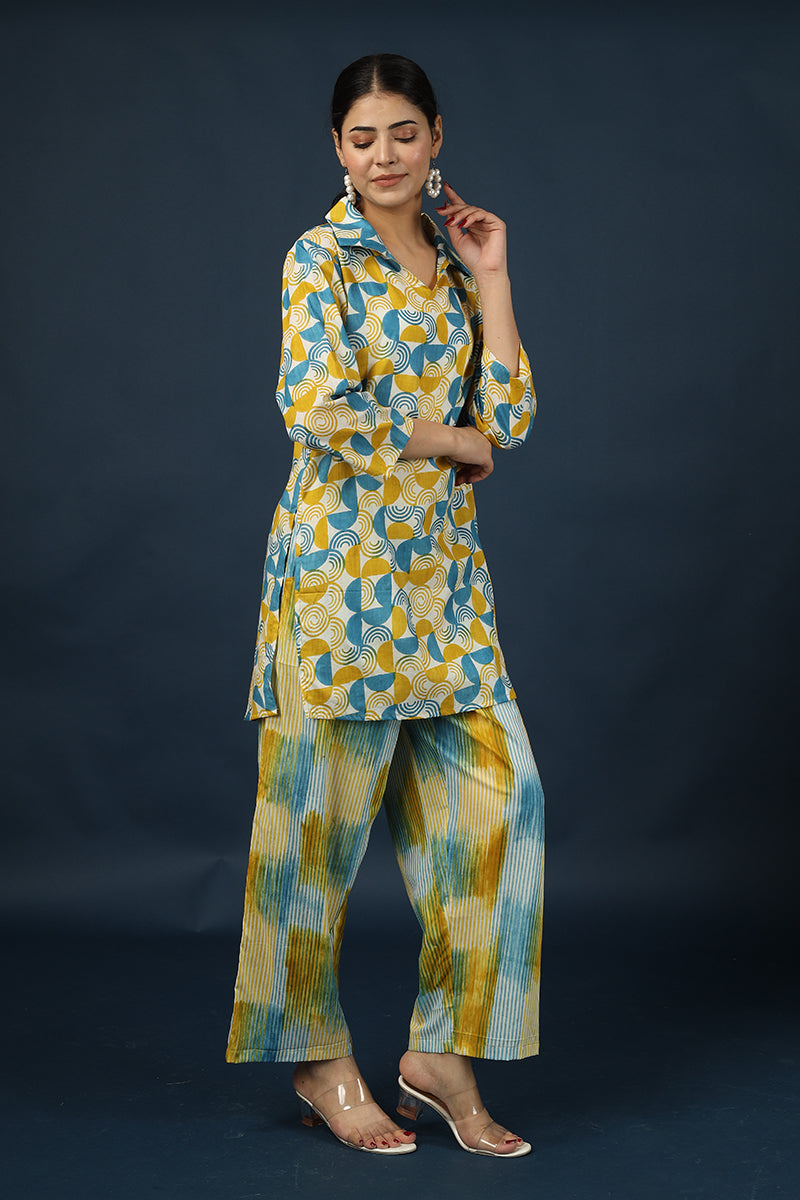 Yellow Blue Abstract Pattern Printed Kurta Pyjama Set