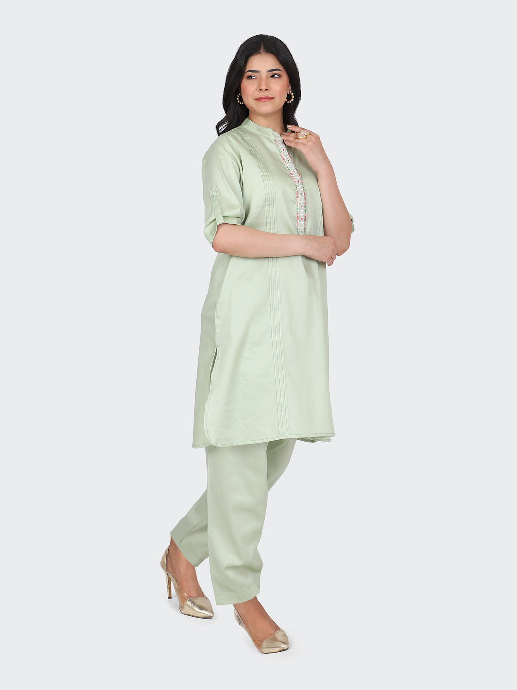 KURTA SET FEATURING FRONT EMBROIDERY AND SALWAR