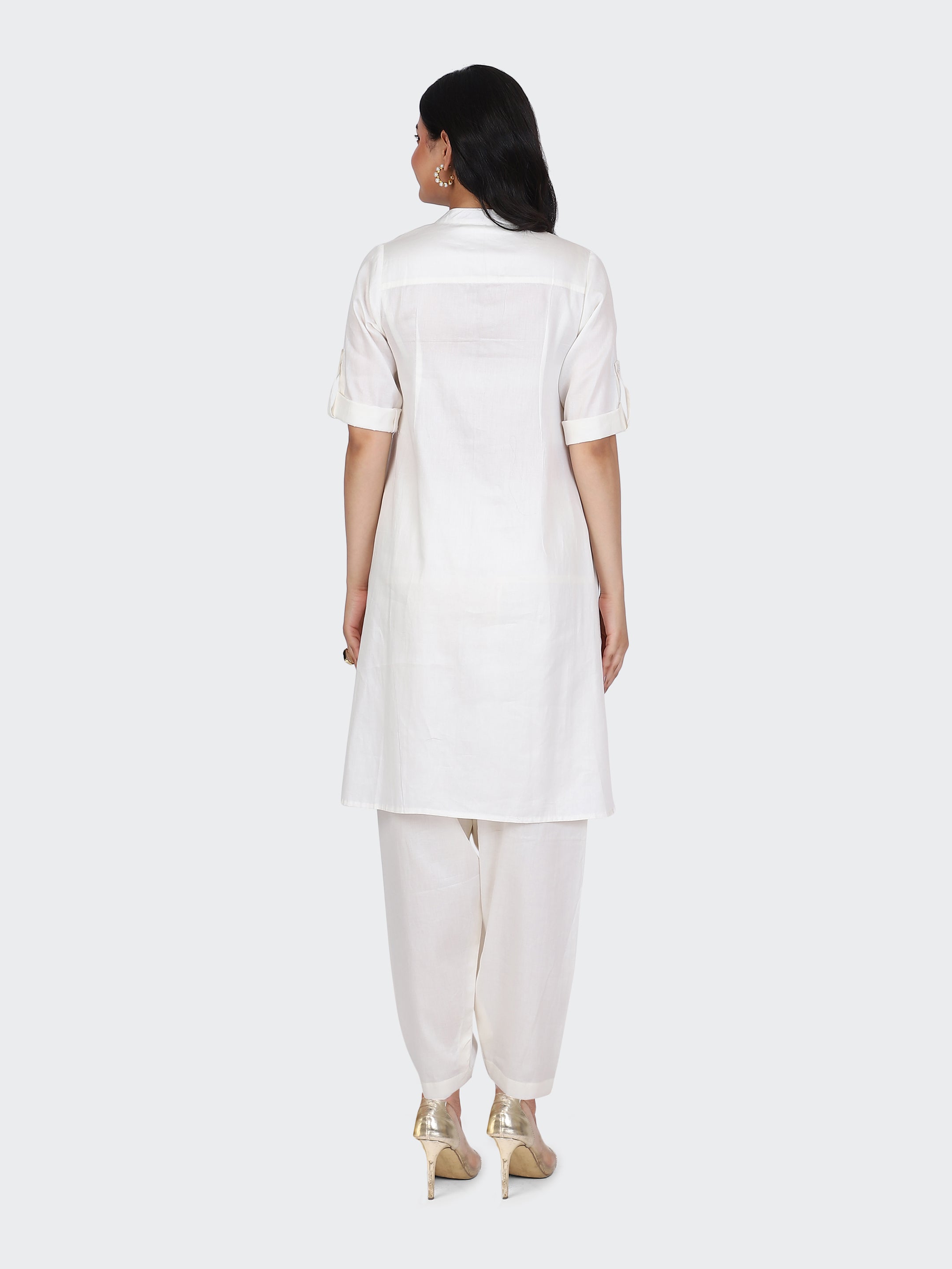 KURTA SET FEATURING FRONT EMBROIDERY AND SALWAR