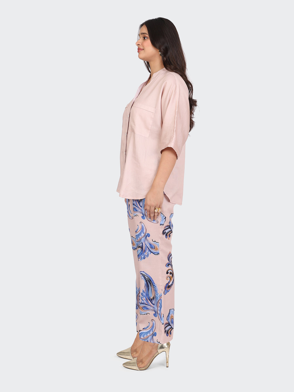 CO-ORDS KIMONO SLEEVES AND DECORATIVE LACE AT BACK