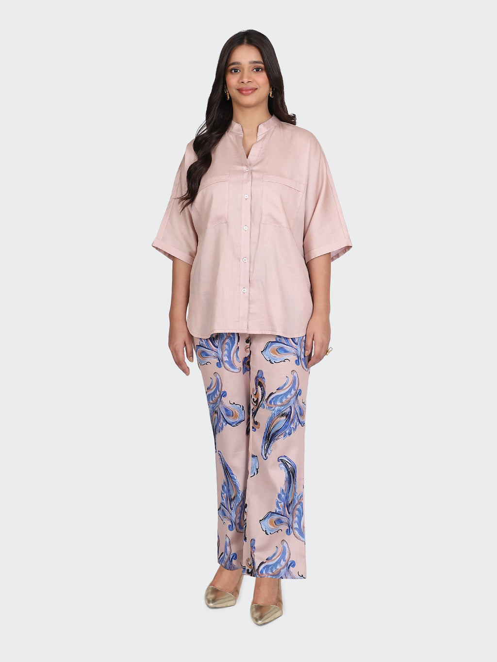 CO-ORDS KIMONO SLEEVES AND DECORATIVE LACE AT BACK