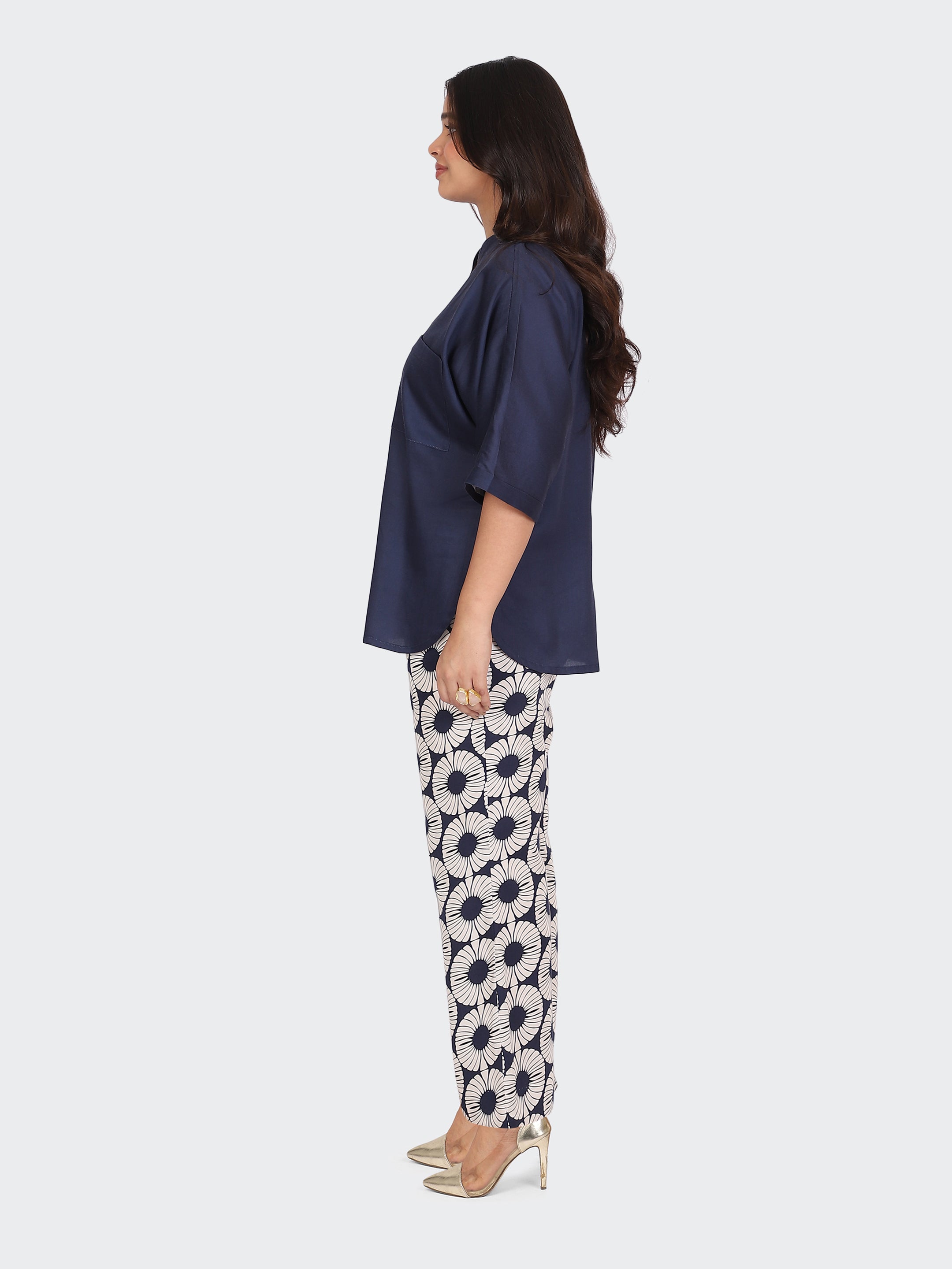 CO-ORDS KIMONO SLEEVES AND DECORATIVE LACE AT BACK