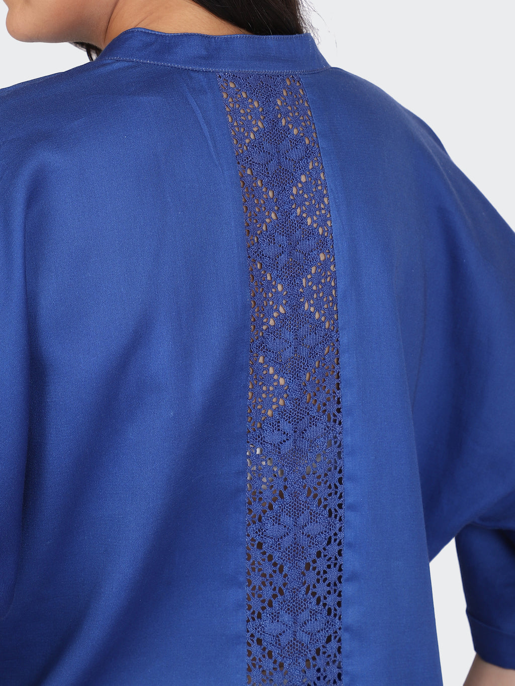 CO-ORDS KIMONO SLEEVES AND DECORATIVE LACE AT BACK