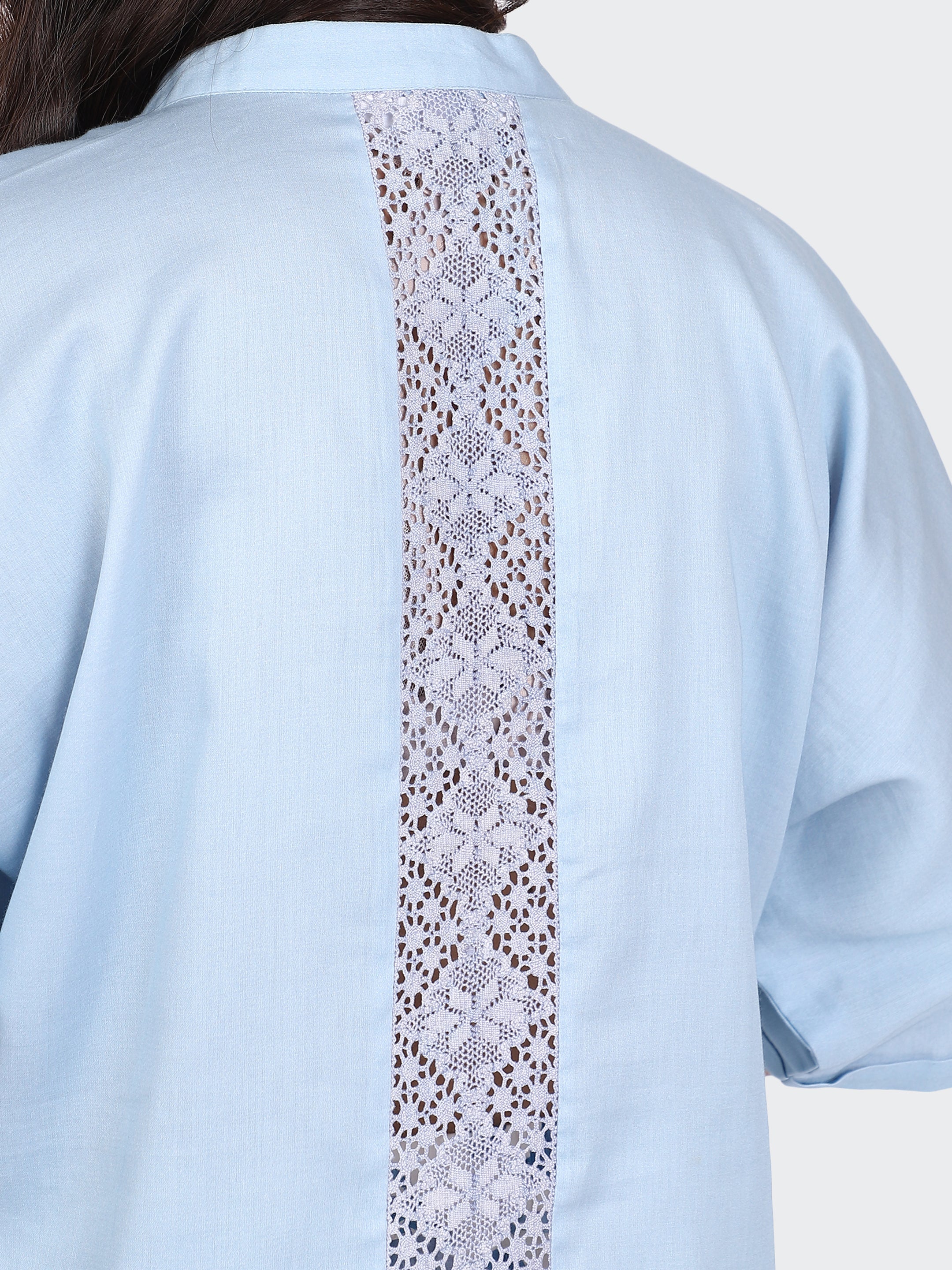 CO-ORDS KIMONO SLEEVES AND DECORATIVE LACE AT BACK